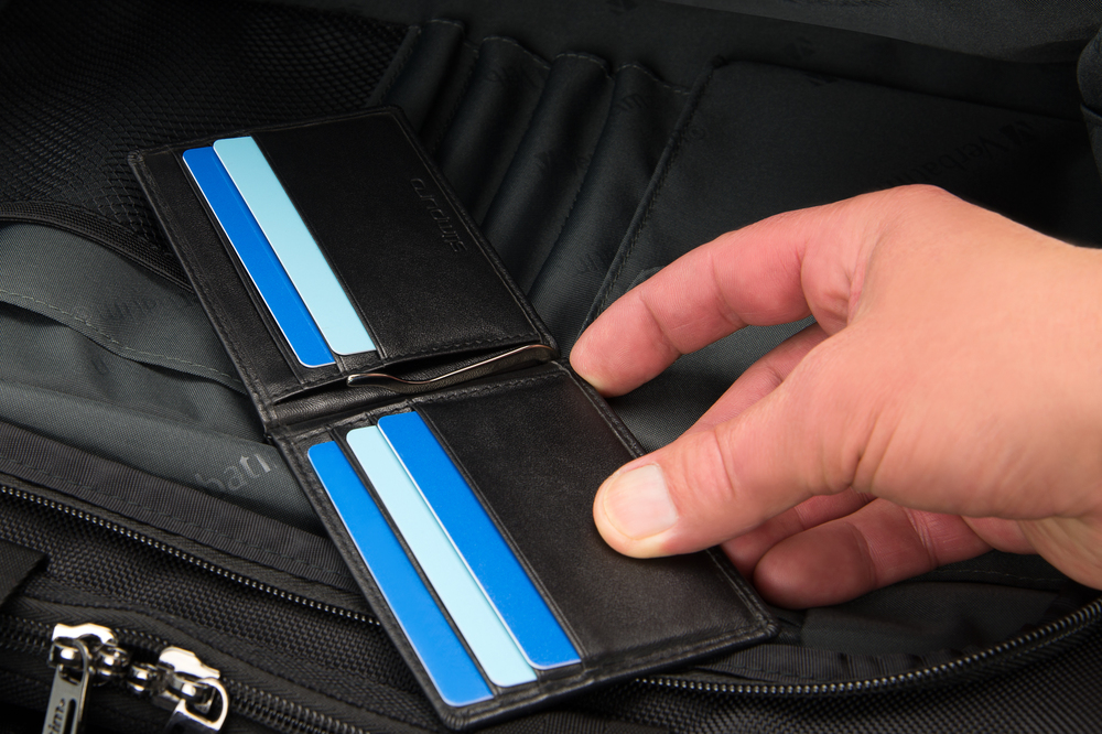 49855 No Packaging RFID Pocket 3