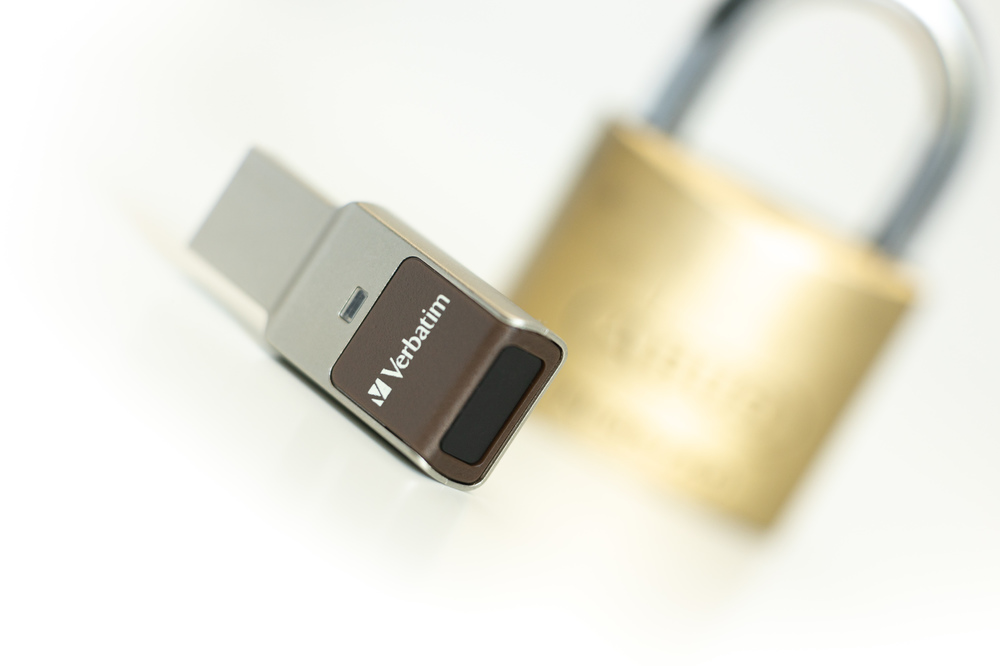 Verbatim Fingerprint Secure USB 64GB 49338 2020 3