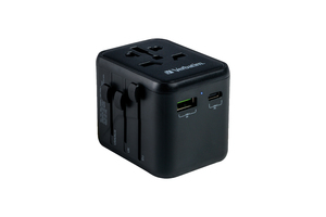 Den universelle rejseadapter UTA‑02 med 1 x USB‑C‑strmlevering 20 W/ 1 x USB‑A‑hurtigopladning 3.0
